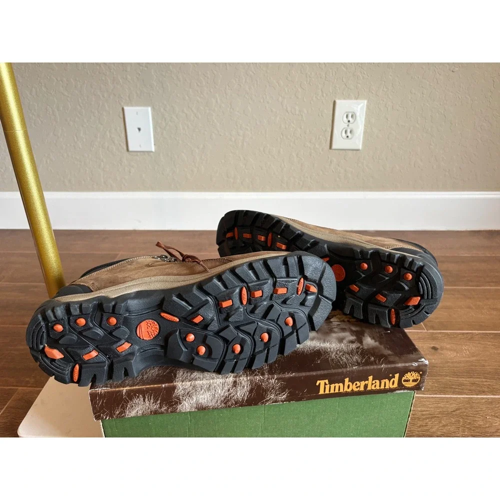 Timberland Trail Seeker Boots NWOT Brown Leather Hiking Mens 12 Gorpcore
